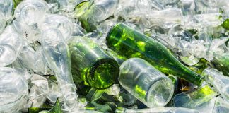 Het juiste gereedschap voor lagermontage plus training zorgen voor besparingen bij glasrecyclingbedrijf